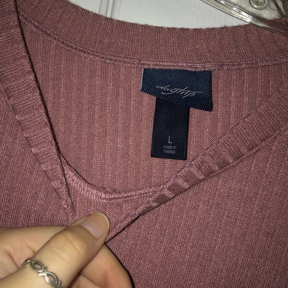 Pink shirt from buckle (day trip brand) - Picture 3 of 3